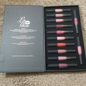 liquid lipstick never used no tags